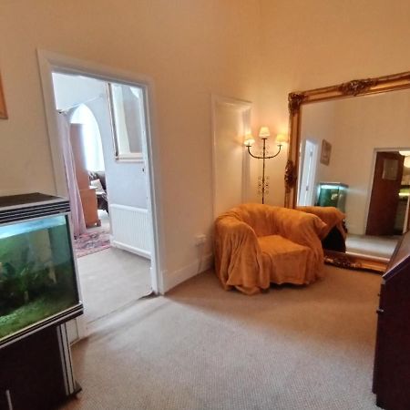 Studio With Parking Next To Port And Cliffs Apartment Дувър Екстериор снимка