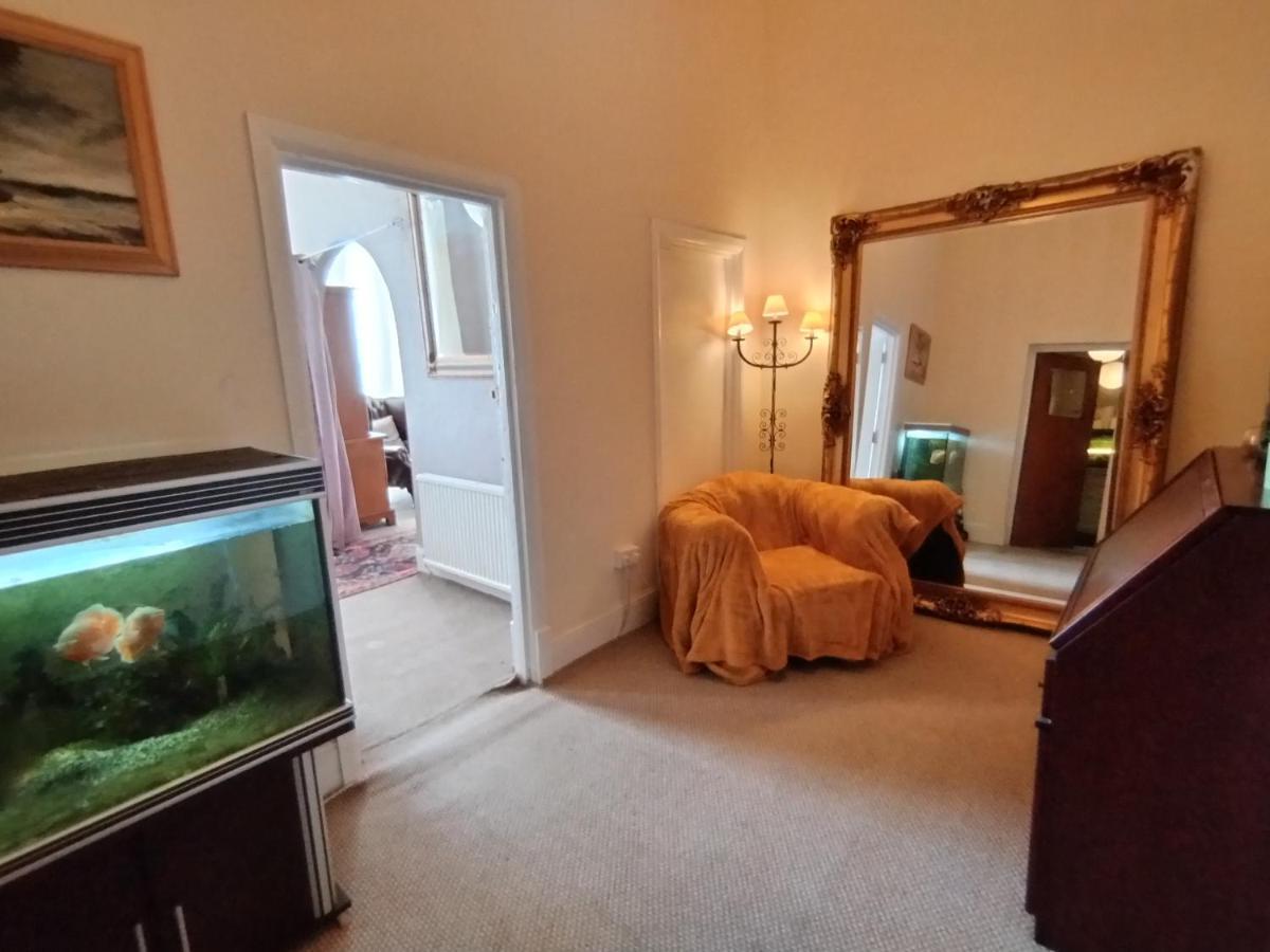 Studio With Parking Next To Port And Cliffs Apartment Дувър Екстериор снимка